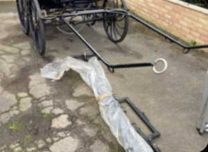Four wheel carriage single or pairs