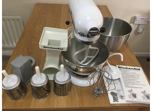Kitchenaid with loads of extras