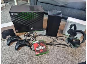 Xbox series x console and accessories