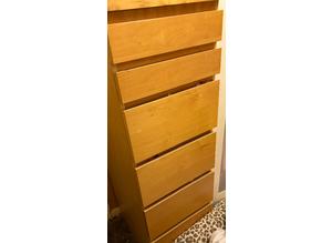 Tallboy/ slim chest of drawer