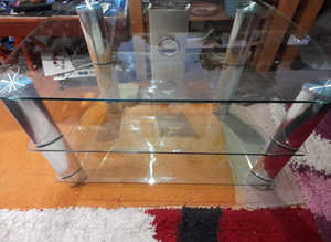 Nice Glass Display Unit