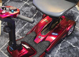 Just Serviced & New Battery Drive DeVilbiss Remote Control Autofold.  17kg. 18 Stone 10 miles range Aircraft Approved Mobility Scooter