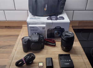 Black Canon EOS 90D 32.5MP Digital SLR Camera - (EF-S 18-135mm f3.5-5.6 IS USM)