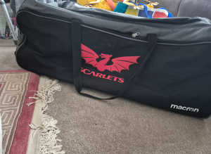 Llanelli Scarlets kit bag