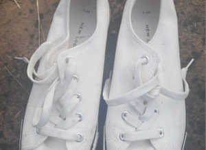 White Deck Shoes Size 7