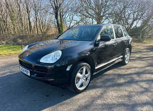 2005 Porsche cayenne s estate, automatic 4.5 v8 petrol, long mot, service history
