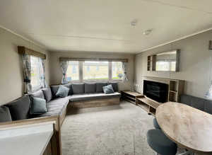 STATIC CARAVAN  FOR SALE ON WHITE ROSE HOLIDAY PARK, THIRSK, NORTH YORKSHIRE. PET FRIENDLY. GREAT FACILITIES
