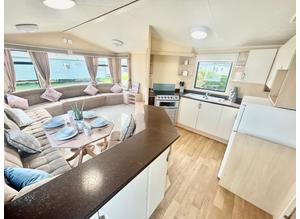 £3495 site fees cheap 3 bedroom 8 berth static caravan for sale in Clacton on Sea Essex Highfield Grange pet friendly