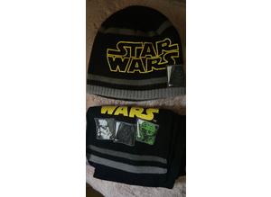 Star Wars hat and scarf 4-8 years