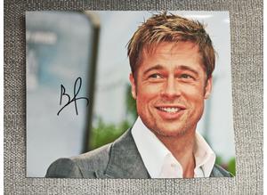 Genuine, Signed, 10"x8", Photo by Brad Pitt (Actor, Troy, Snatch, Seven..) + COA