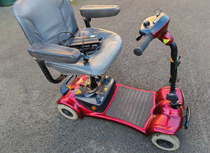 MOBILITY SCOOTER EXCELLENT WORKING ORDER