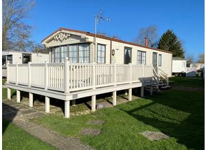 2003 Willerby Granada Holiday Caravan For Sale on Riverside Park Oxfordshire