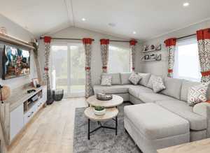 Stunning Single Lodge At Seal Bay Resort In Selsey West Sussex