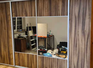 Sliding wardrobes made to measure
