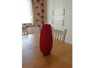 top quality expensive (RRP £29.99) large red ceramic vase 12 inches tall (30cms)  as new very clean & from a non smoking pet free household