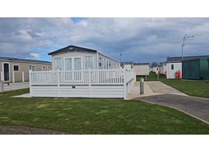 Private Sale Static Caravan East Coast with Decking Holiday Home by the sea
