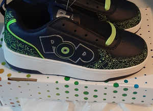 Brand new Heelys go pop size 3
