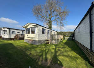 Luxury static caravan for sale on White Rose Holiday Park, Thirsk. 10 month season, pet friendly.. FREE SITE FEES AND DECKING INCLUDED.