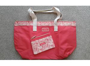 NEW  Summer Canvas Bags with Matching Pouch