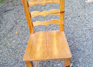 Light Wood Pine Single Chair
