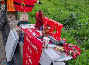 Xmas Decorations Job Lot 1