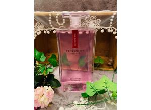 Pecksniff's Fine Fragrance Bath Soak 1000 mls. "Raindrops and Roses"