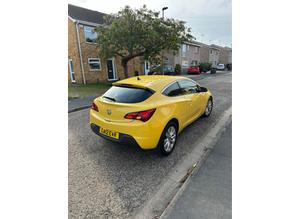 Bargain to go this week Vauxhall Astra, 2012 (12) yellow hatchback, Manual Diesel, 3 door
