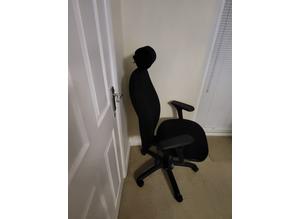 Ergonomic Fabric Office Chair in Black