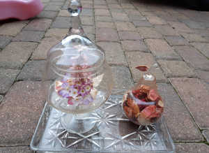 Glass Flower & Pot Pouri Display Vessels