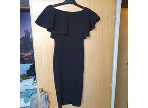 NEVER WORN - Beautiful black dress - size 8