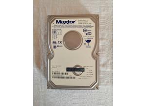 Maxtor DiamondMax 10, 6L300R0, PATA133, 7200RPM, 300GB, 3.5" Internal Hard Drive