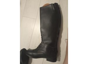 Riding boots size 41 & white jods new with tags