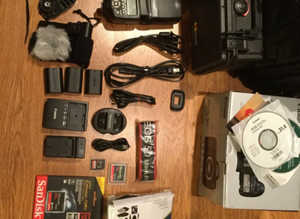 Black Canon EOS 5D Mark IV 30.4 MP Digital SLR Camera With 3Lens UHD DSLR Camera With 18-55mm And EXTRAS