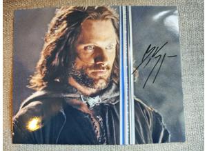Genuine, Signed 8"x10" Photo, Viggo Mortensen (Aragorn, Lord of the Rings) + COA