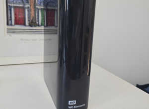 WD 18TB Elements Desktop External Hard Drive - USB 3.0 - PC - MAC - XBOX