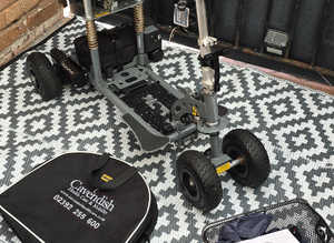 Supascoota Dual wheel Dual Motor. 10kg. 20 miles Range. 20 Stone