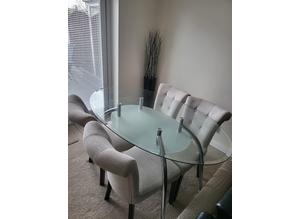 Dining table with 4 chairs and coffee table