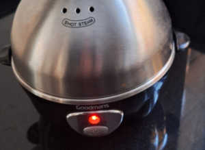Goodmans Small Electric 7 Egg Boiler