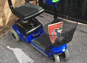 New Batt. Wispa. 18 stone. 12 mls Range Lightweight 17kg Carboot Mobility Scooter