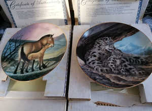 Collectible plates x10