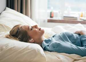 Insomnia - trouble sleeping. Try effective HYPNOSIS, live ONLINE 1-1