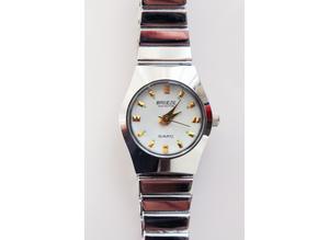 Women's Breeze Collection Quartz Chrome Watch with NEW battery,