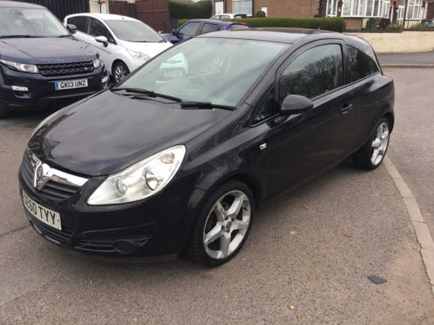 Vauxhall Corsa gets a 2010 eco facelift