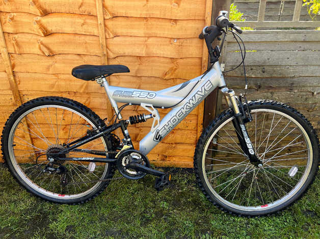 Shockwave full store suspension mountain bike