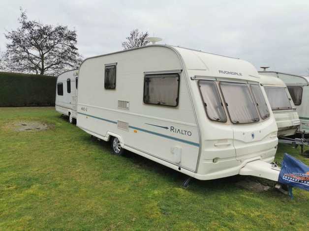 Avondale Rialto 2002 Caravan (2 Berth & Full Size Awning) Excellent ...