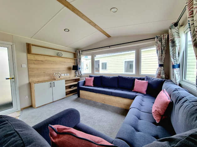 New 2022 Caravan For Sale On Seafront Park In Kent | in Whitstable ...