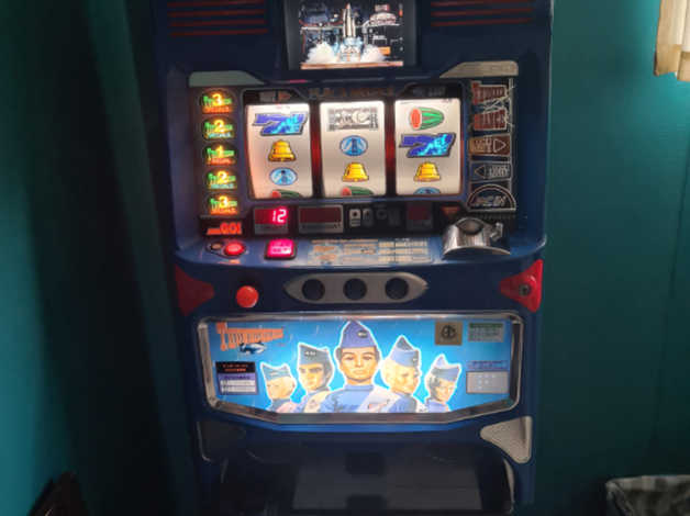 thunderbirds pachislo slot machine