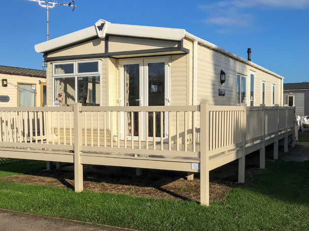 Willerby Lyndhurst 2015 Caravan At California Cliffs, Norfolk. Private ...