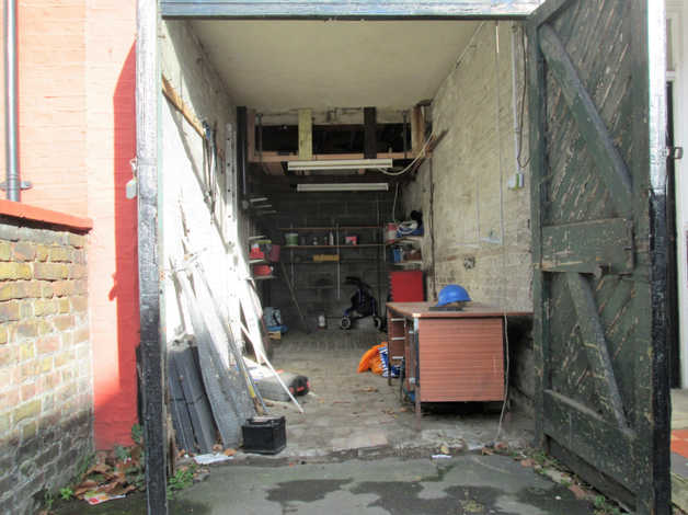 Lock Up Garage Storage Driveway N15 Tottenham With