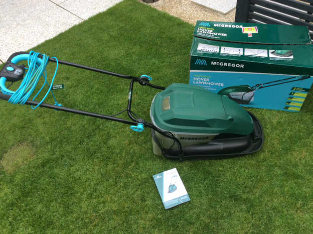 Great Condition Mcgregor 1450w 30cm Lawn Mower With Grass